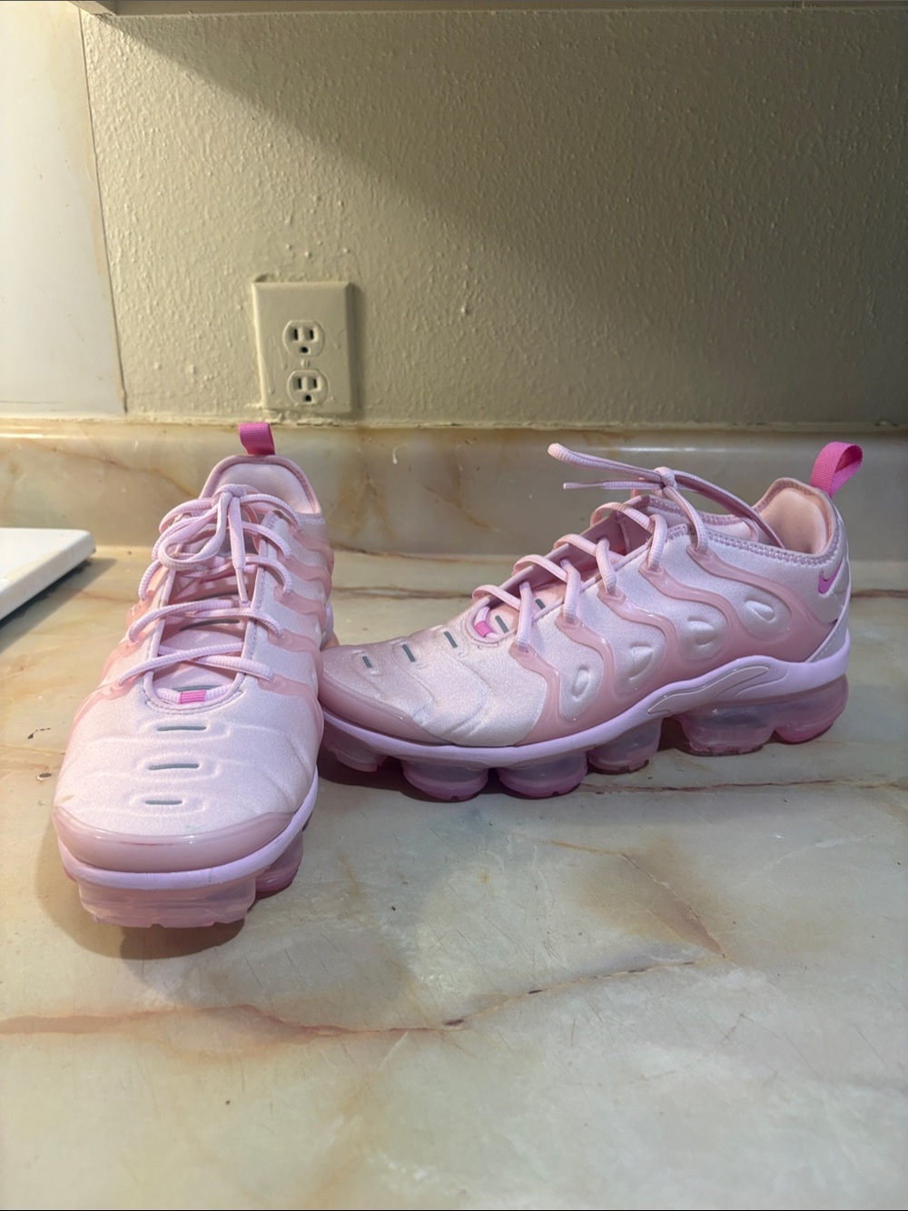 Mens Pink Foam Nike Air VaporMax Plus